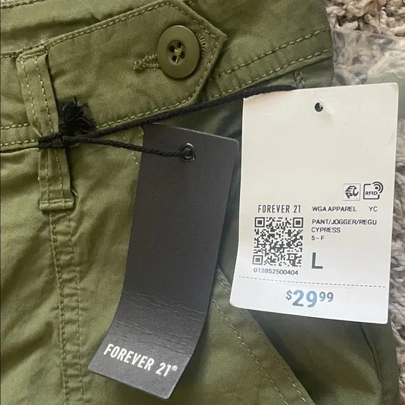 Forever 21 Olive Green Cargo Ankle Pants - Picture 3 of 5
